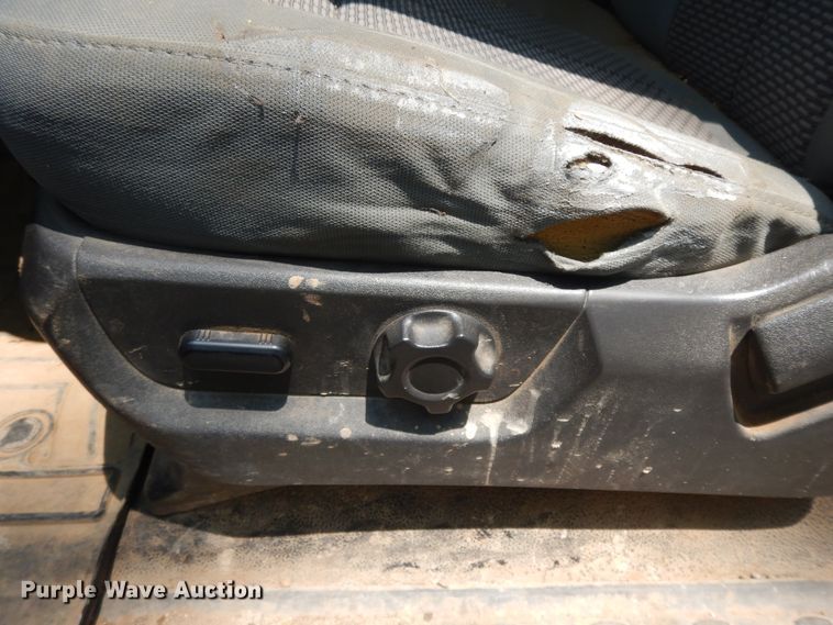 image for item HP9575 2012 Ford F550  SuperCab flatbed truck