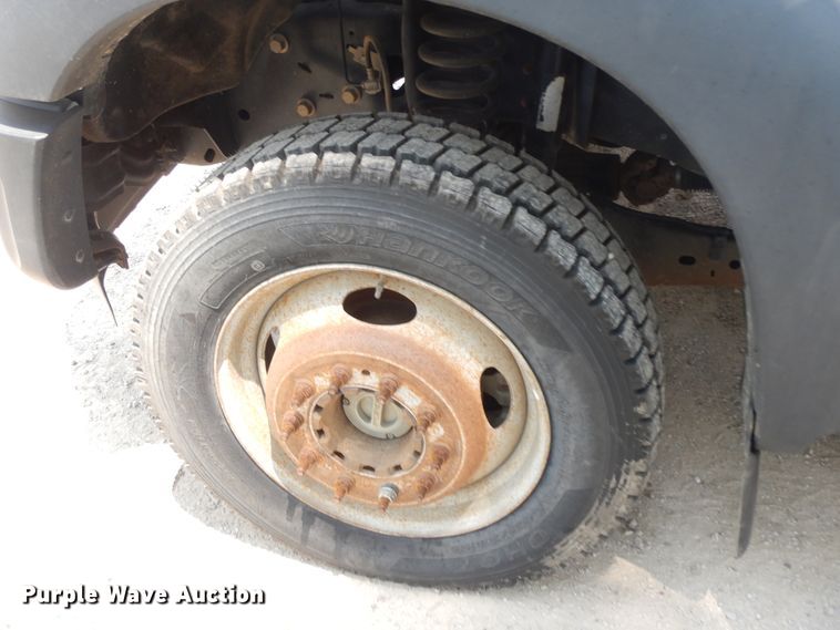 image for item HP9575 2012 Ford F550  SuperCab flatbed truck