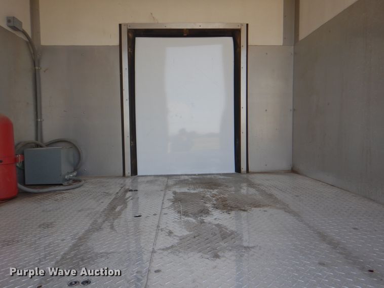 image for item HT9283 2007 GMC C7500  delivery truck