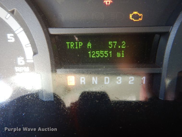 image for item HT9285 2009 Ford E350  shuttle bus