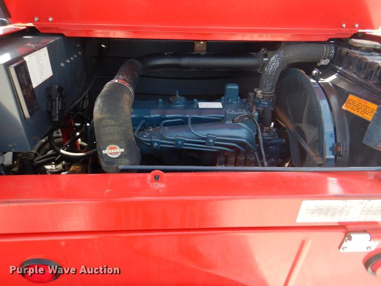 image for item HT9287 2001 Moffett M5500  forklift