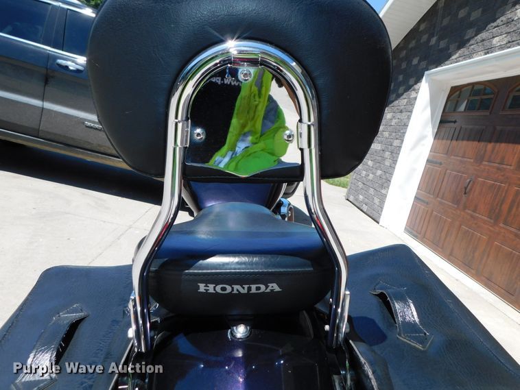 image for item HX9384 2006 Honda VTX1300S  motorcycle