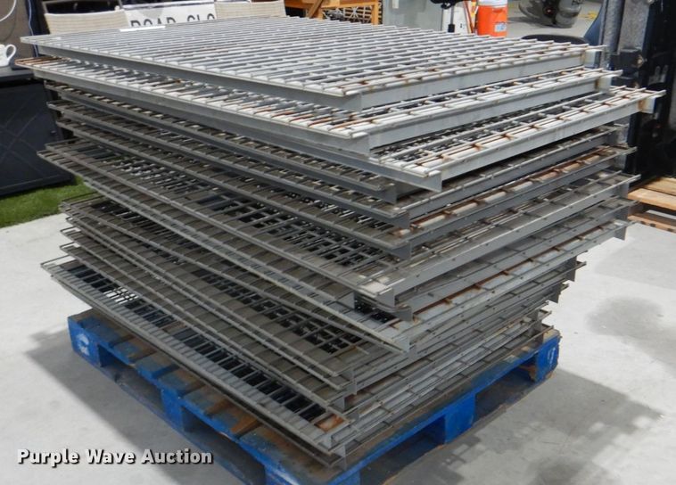 image for item IA9834 (18) pallet racking shelves