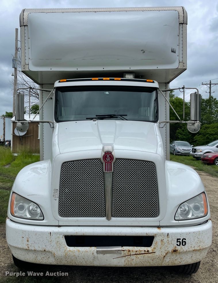 image for item IC9332 2014 Kenworth T270  box truck