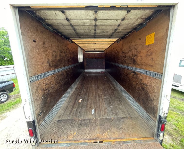 image for item IC9332 2014 Kenworth T270  box truck