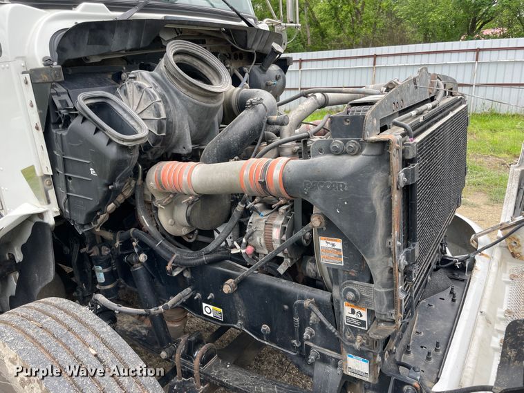 image for item IC9332 2014 Kenworth T270  box truck