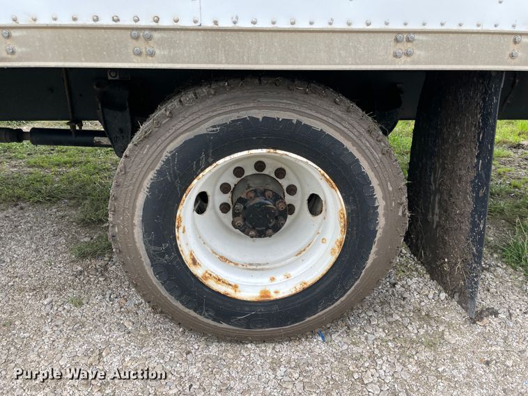 image for item IC9332 2014 Kenworth T270  box truck