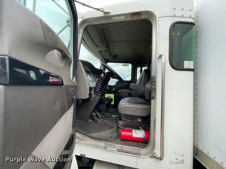 image for item IC9333 2015 Kenworth T270  box truck