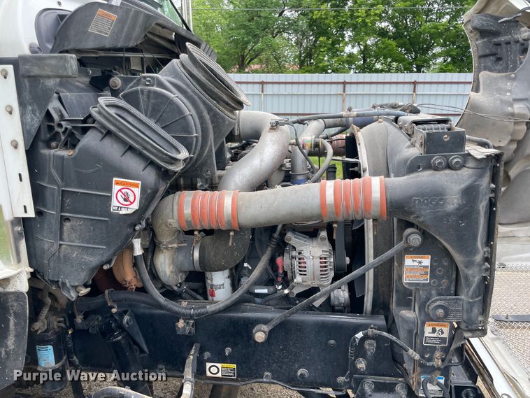 image for item IC9333 2015 Kenworth T270  box truck