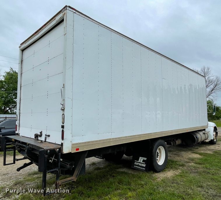 image for item IC9334 2013 Kenworth T270  box truck