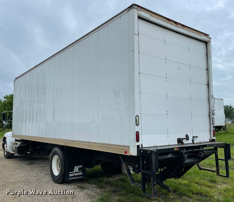 image for item IC9334 2013 Kenworth T270  box truck