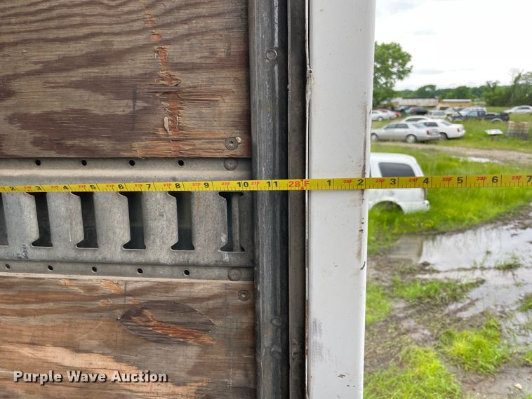 image for item IC9334 2013 Kenworth T270  box truck