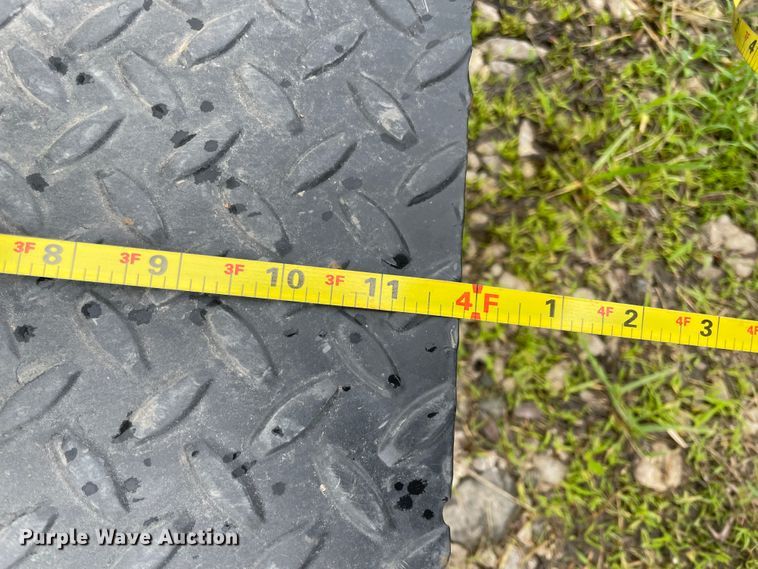 image for item IC9334 2013 Kenworth T270  box truck