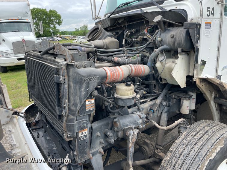 image for item IC9334 2013 Kenworth T270  box truck