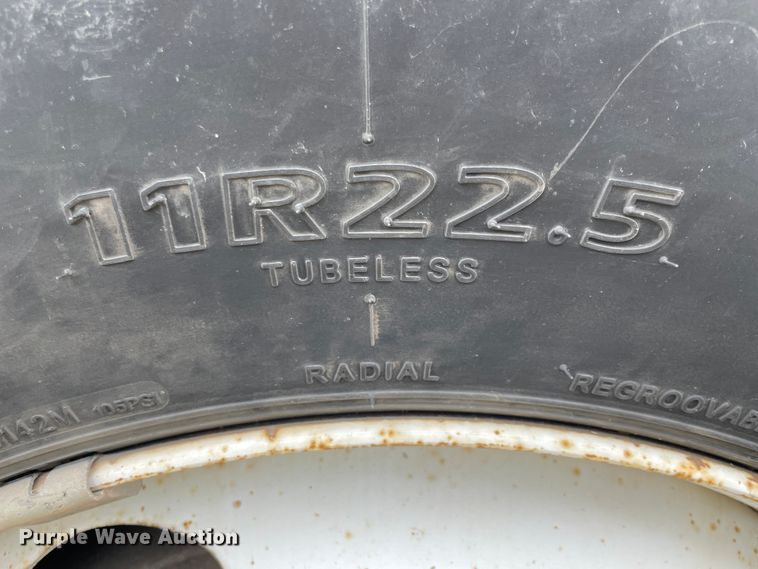 image for item IC9334 2013 Kenworth T270  box truck