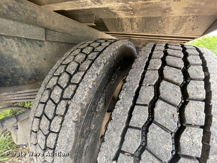 image for item IC9334 2013 Kenworth T270  box truck