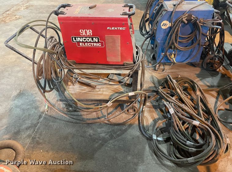 image for item IC9392 Lincoln Electric 450 welder