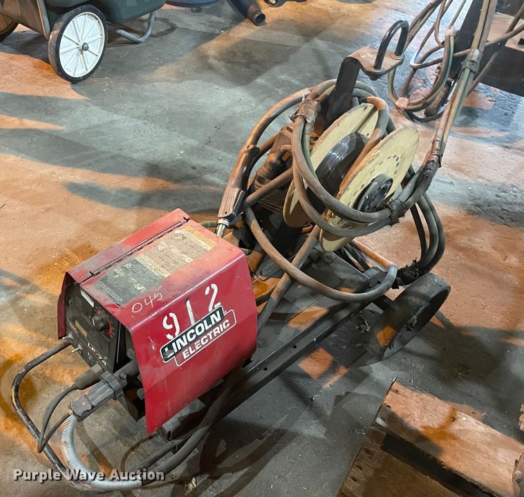 image for item IC9392 Lincoln Electric 450 welder