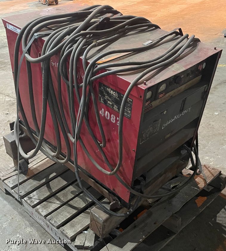 image for item IC9393 Lincoln Electric IdealArc DC-600  welder