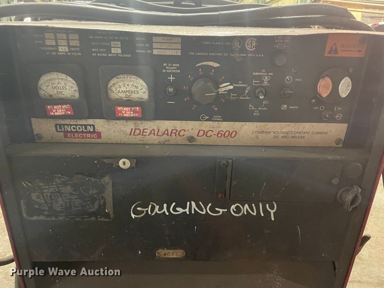 image for item IC9393 Lincoln Electric IdealArc DC-600  welder