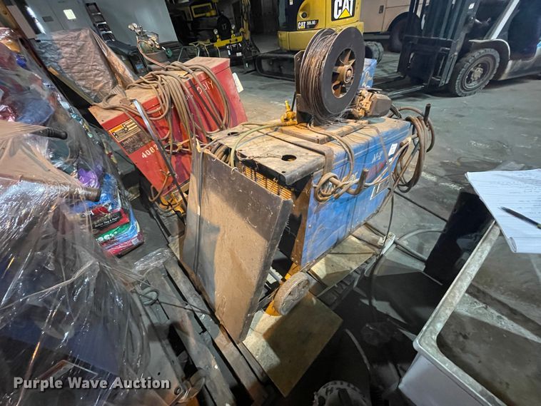 image for item IC9394 Miller Deltaweld 452  welder