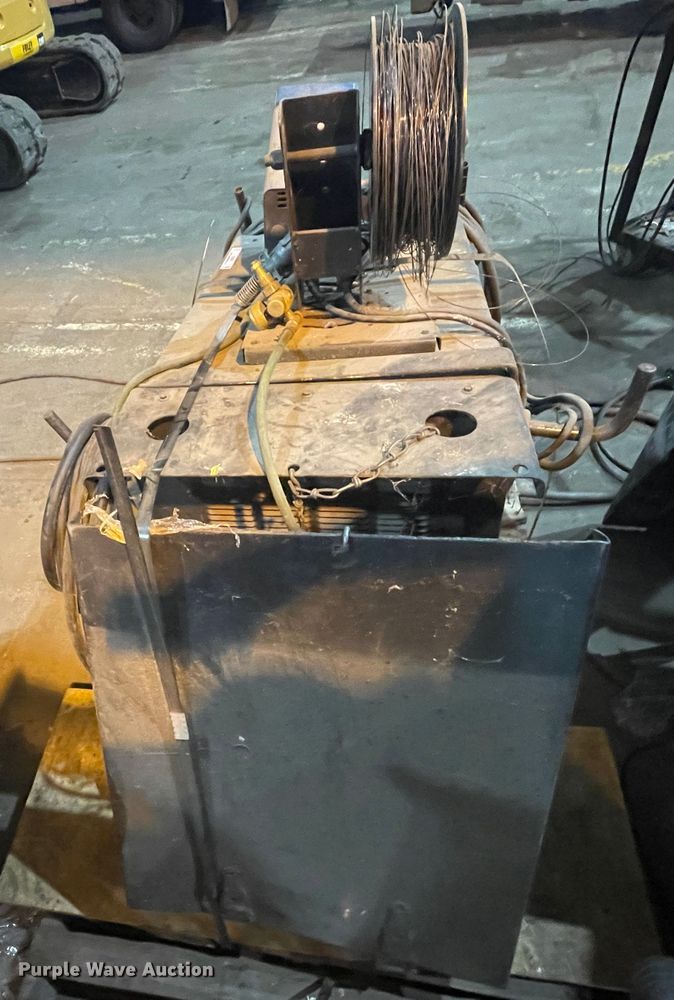 image for item IC9394 Miller Deltaweld 452  welder