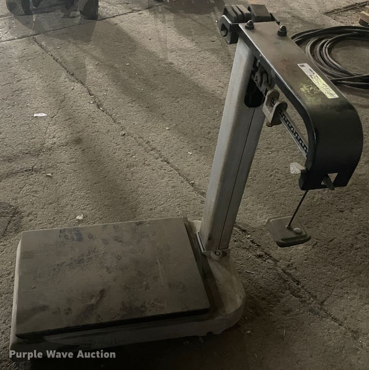 image for item IC9398 Fairbanks 41-3132 beam balance scale