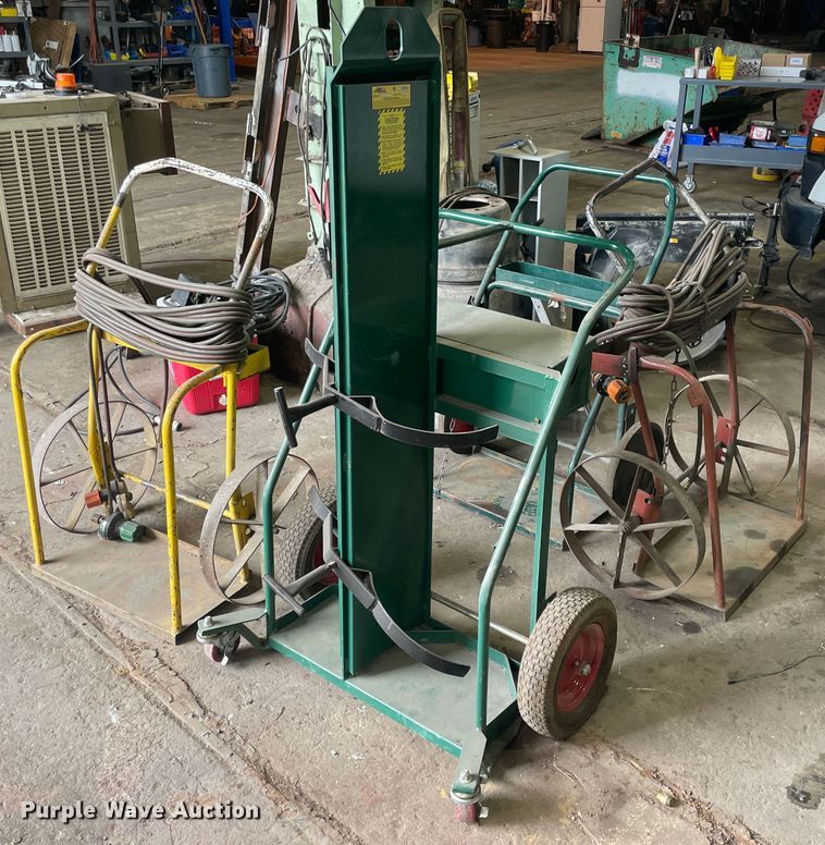 (4) torch bottle carts in Pittsburg, KS Item IC9399 sold Purple Wave