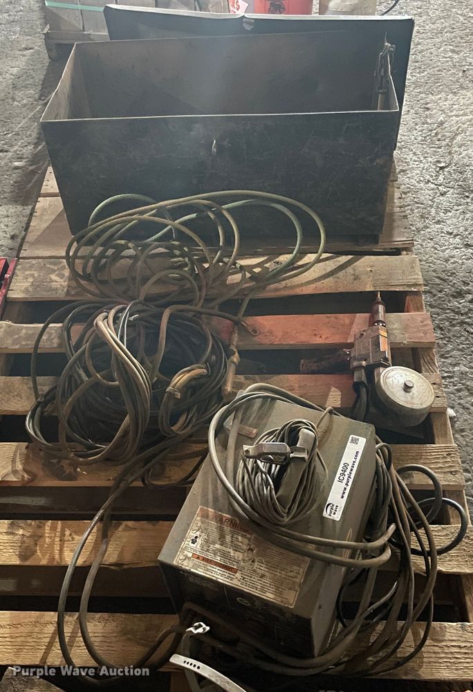 image for item IC9400 Miller Spoolmatic 30A spool gun