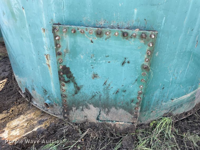 image for item IC9431 Oil storage tank