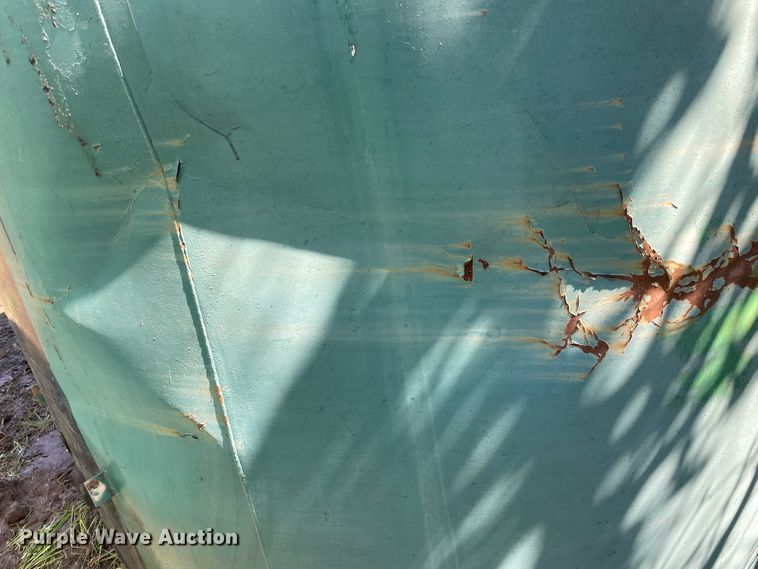 image for item IC9432 Oil storage tank