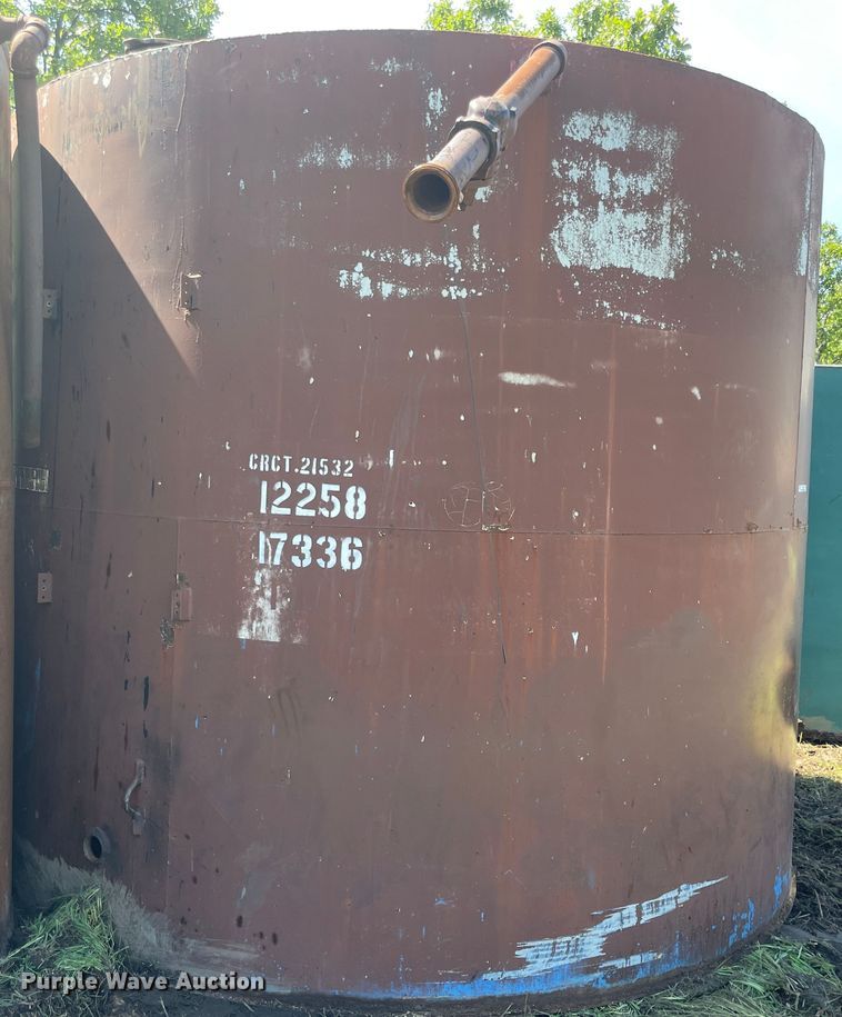 image for item IC9433 Oil storage tank