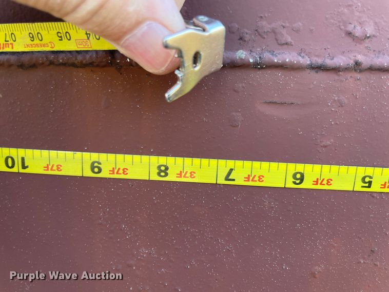 image for item IC9433 Oil storage tank