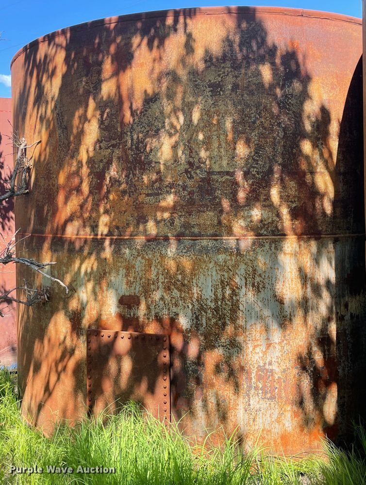 image for item IC9434 Oil storage tank