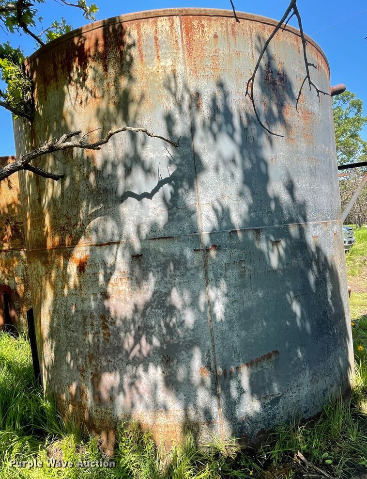 image for item IC9435 Oil storage tank