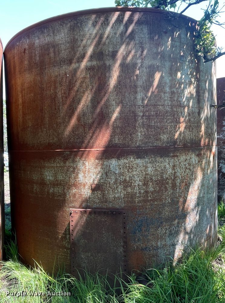 image for item IC9435 Oil storage tank