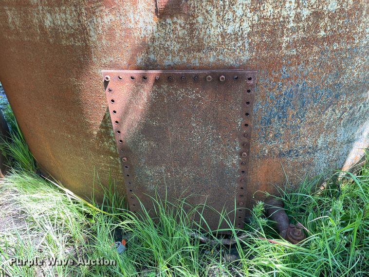 image for item IC9435 Oil storage tank