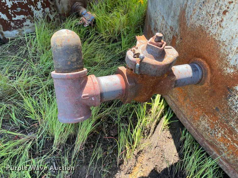 image for item IC9435 Oil storage tank