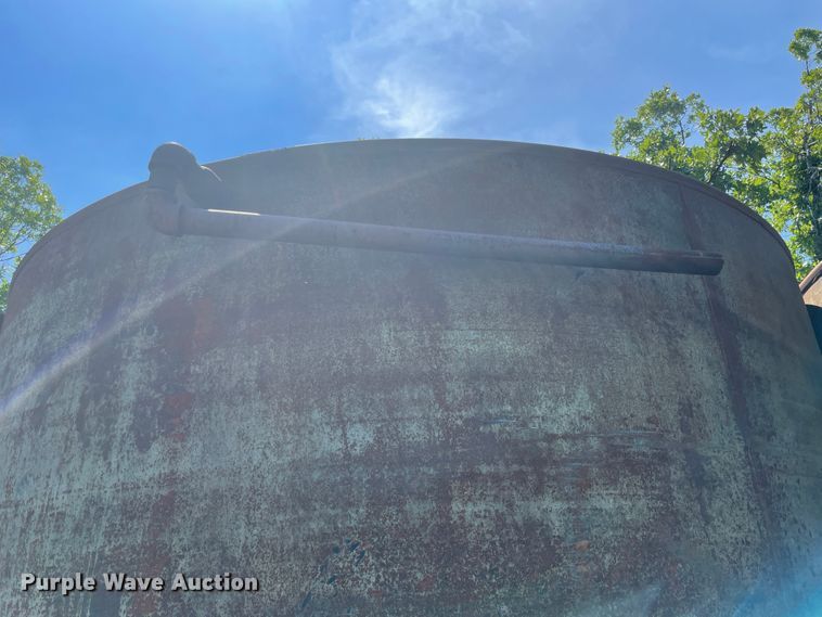 image for item IC9435 Oil storage tank