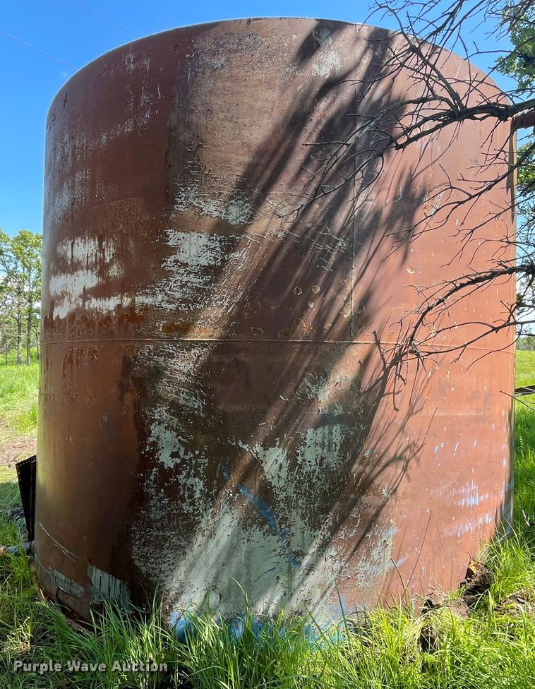 image for item IC9436 Oil storage tank