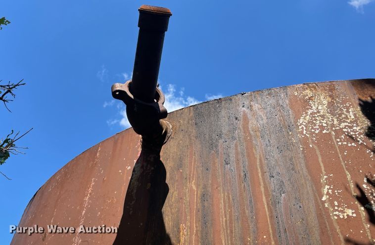 image for item IC9436 Oil storage tank