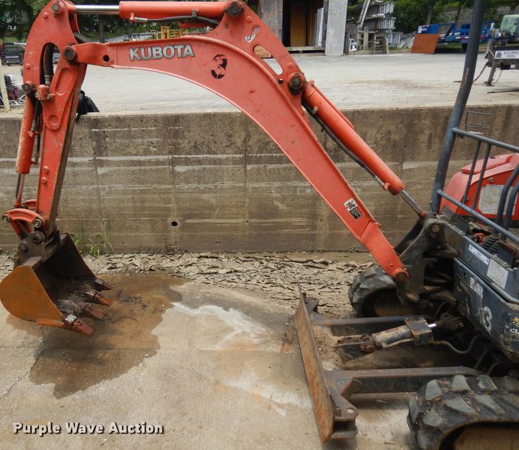 image for item ID9951 2012 Kubota U17  mini excavator