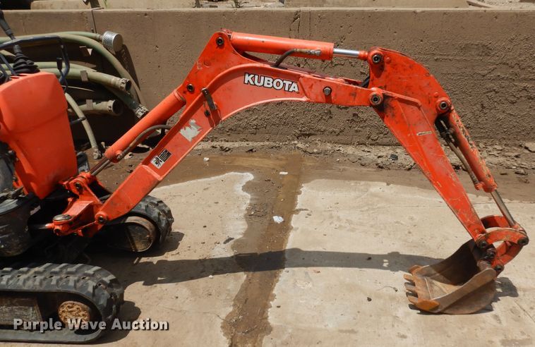 image for item ID9955 2009 Kubota K008-3  mini excavator