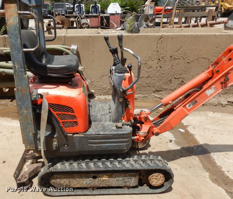 image for item ID9955 2009 Kubota K008-3  mini excavator
