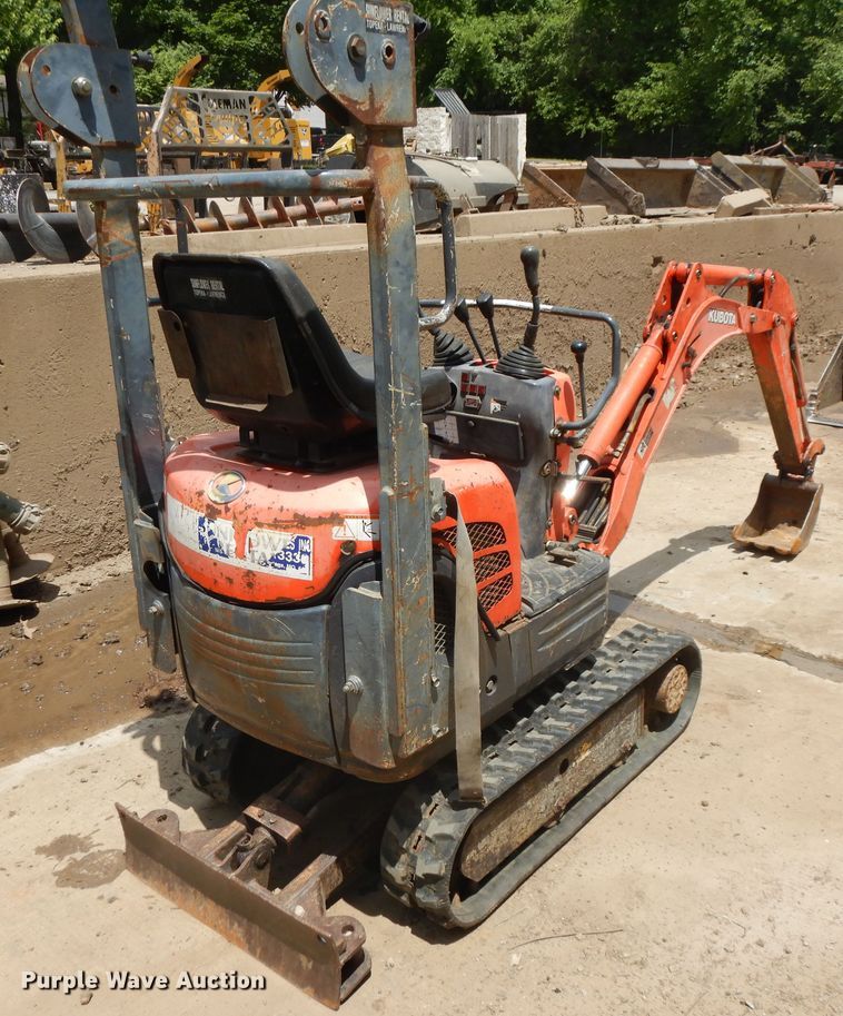 image for item ID9955 2009 Kubota K008-3  mini excavator