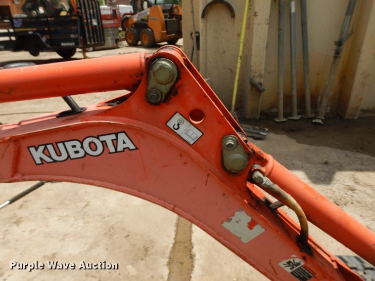image for item ID9955 2009 Kubota K008-3  mini excavator