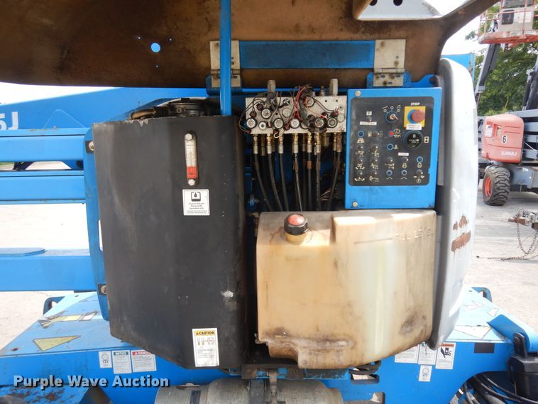 image for item ID9962 2005 Genie Z45/25  boom lift