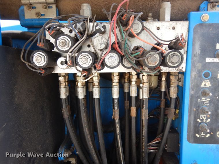 image for item ID9962 2005 Genie Z45/25  boom lift