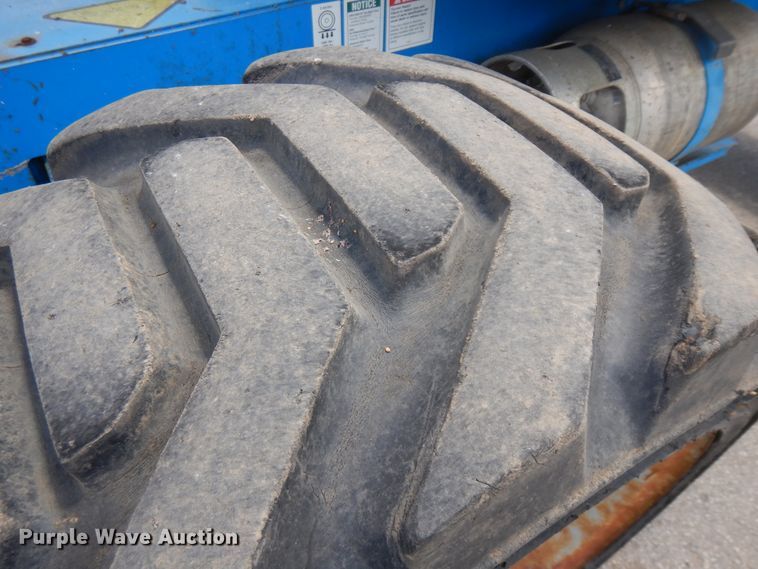 image for item ID9962 2005 Genie Z45/25  boom lift