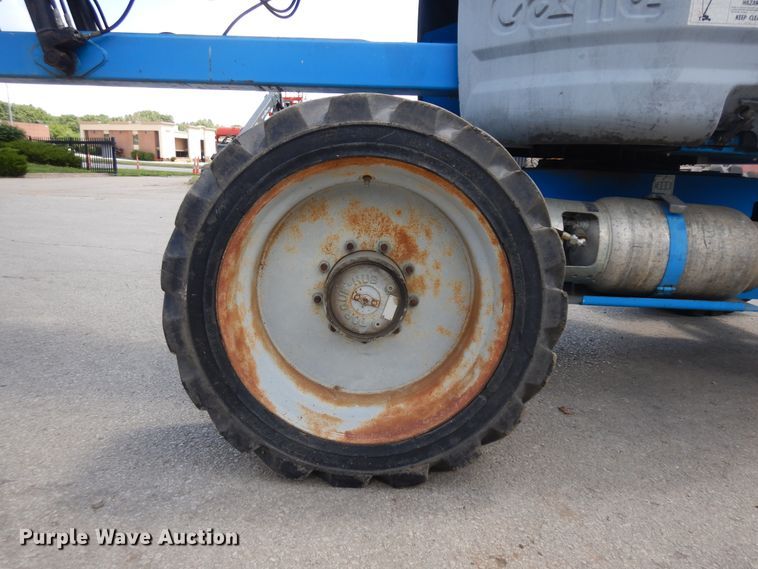 image for item ID9962 2005 Genie Z45/25  boom lift